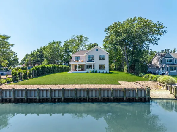 195 Williamsburg Dr, Southold, NY 11971