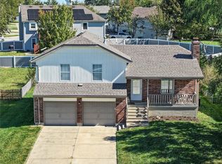 311 Apple Valley Pkwy, Belton, MO 64012