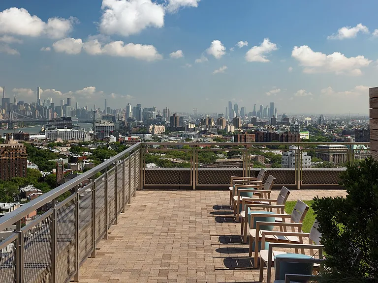 662 Pacific St #19B — Photo 30