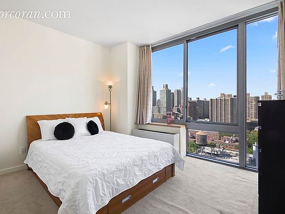 5th image of 225-227 W 60th St Penthouse 1C