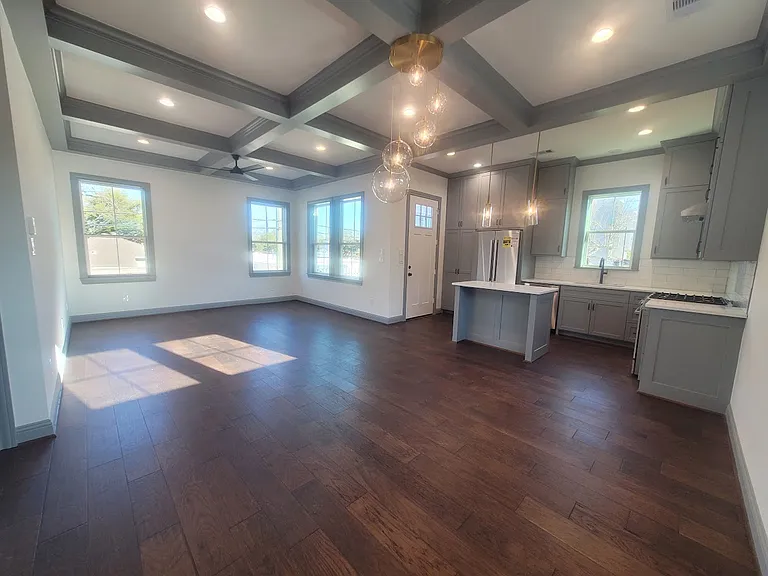 904 Allston St #A — Photo 3