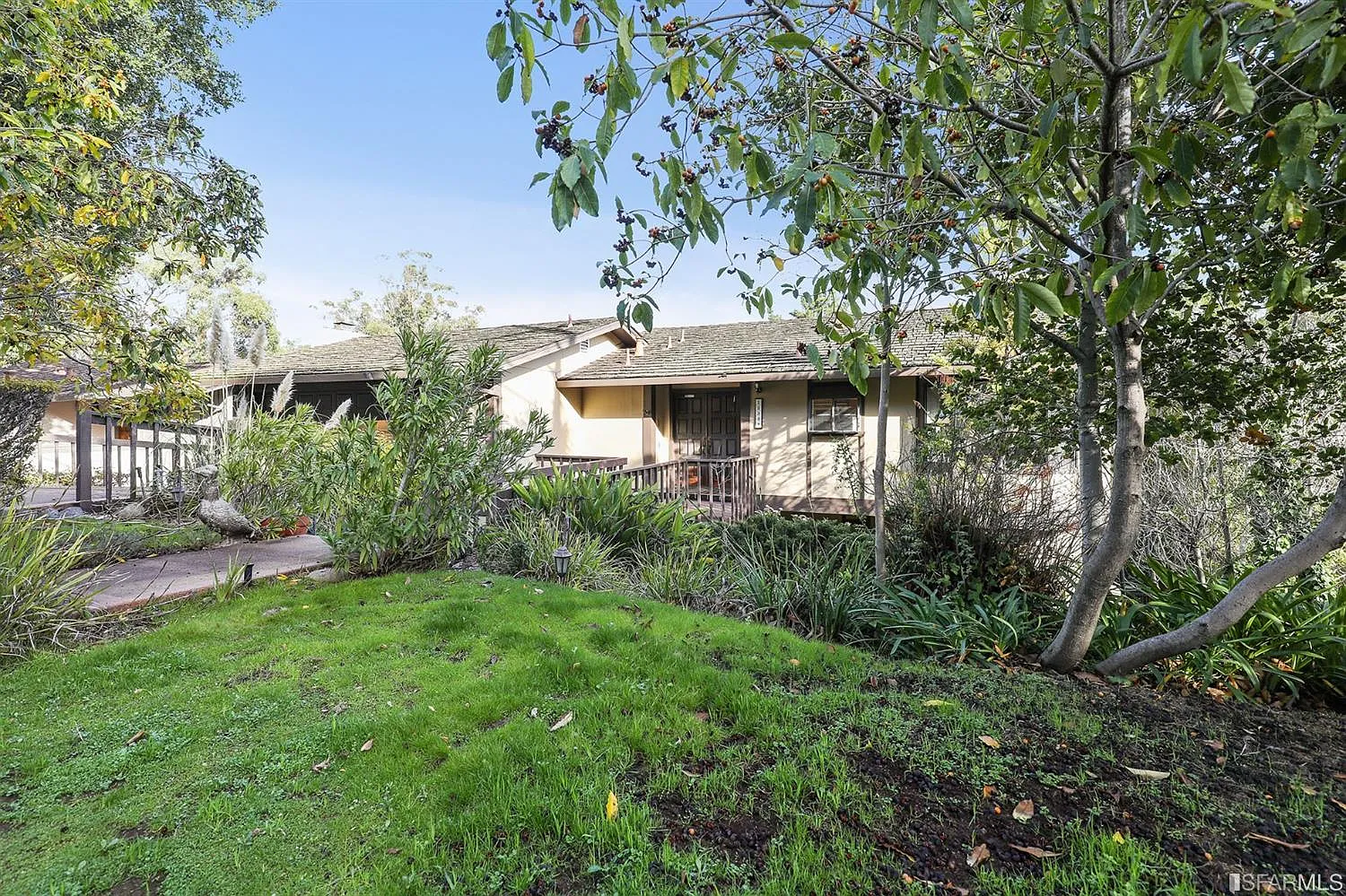 1235 North Rd photo 1