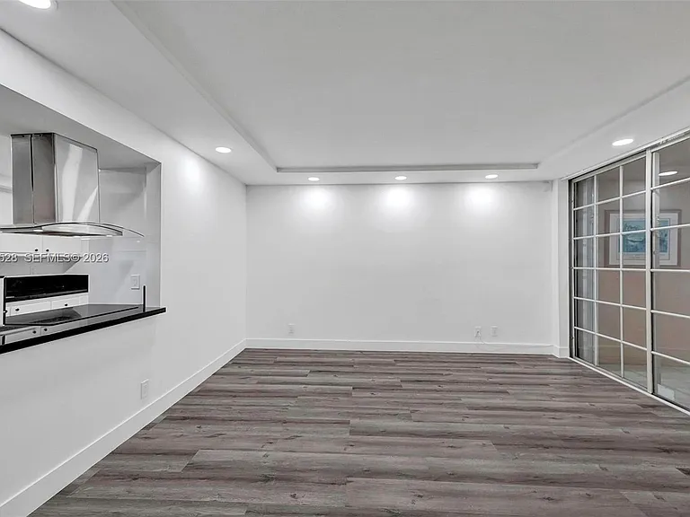 1001 Three Islands Blvd #28 — Photo 14