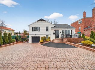 3377 Agar Pl, Bronx, NY 10465