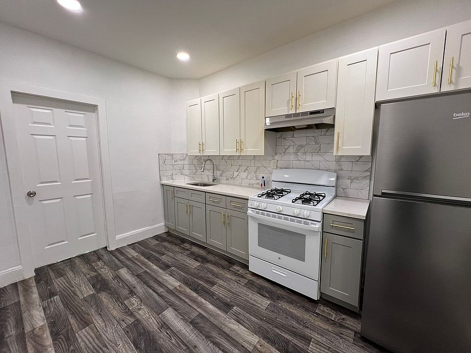 1st image of 106 Ocean Ave #2R