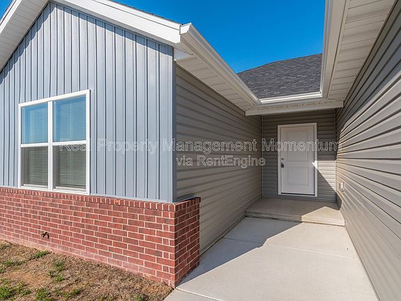2nd image of 971 Genevieve Ave