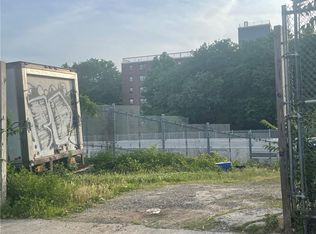 2322 W 7th St, Brooklyn, NY 11223