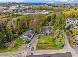 33991 McCrimmon Dr, Abbotsford, BC V2S 2V2