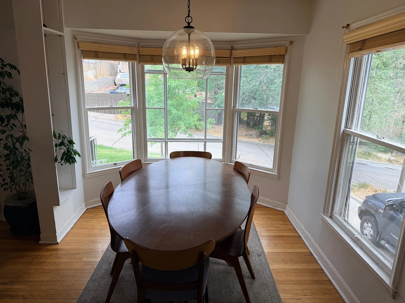 2 bed, 1000 sqft, $2,200 — Photo 4