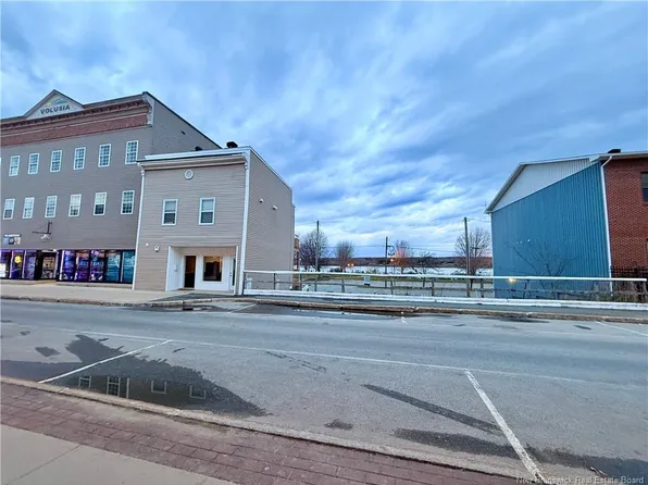 1761 Water St, Miramichi, NB E1N 1B2