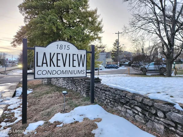1815 Gardiner Ln APT B21, Louisville, KY 40205