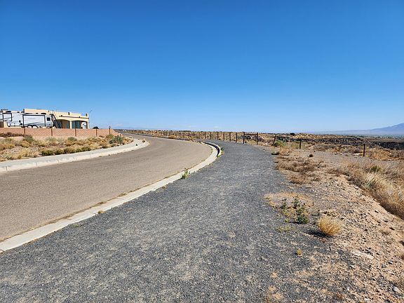 4th image of 6301 Vista Del Prado Rd NW