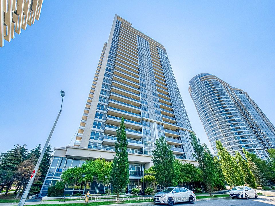 1st image of 181 Village Green Sq #116