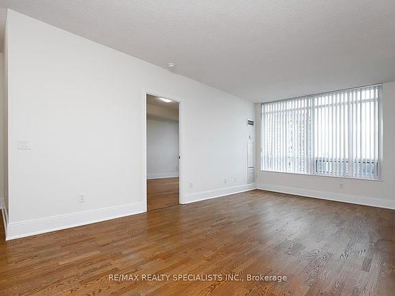 5th image of 181 Wynford Dr #1404