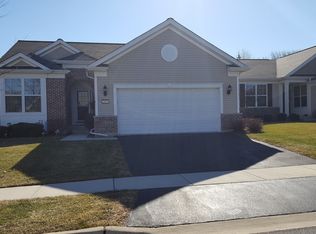 2879 Cascade Falls Cir, Elgin, IL 60124