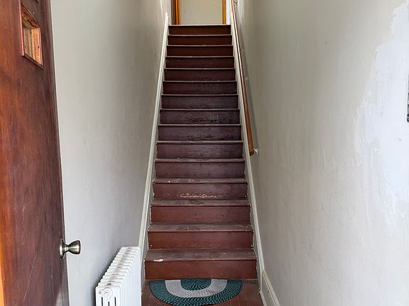 2nd image of 129 W 26th St Floor 2