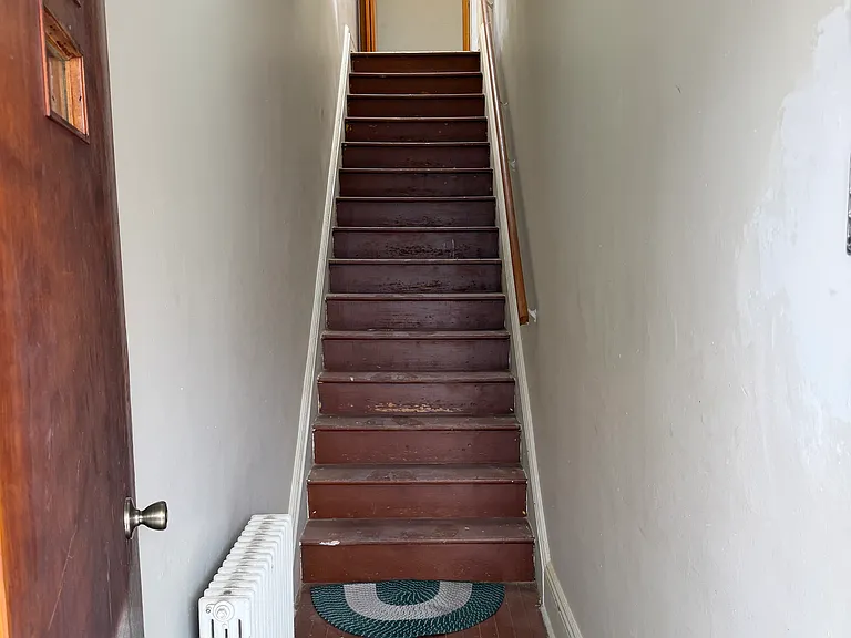 129 W 26th St #2 — Photo 2