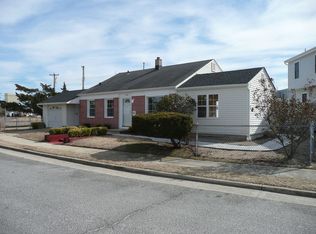 2130 W Riverside Dr, Atlantic City, NJ 08401