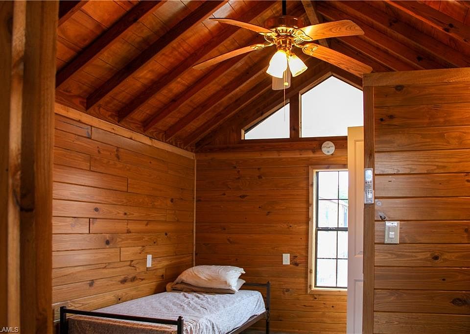 1st image of 825 Copeland AVE S #18