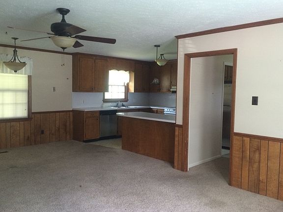 5th image of 409 Forest Dr