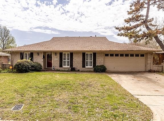 2nd image of 3621 Wayland Dr