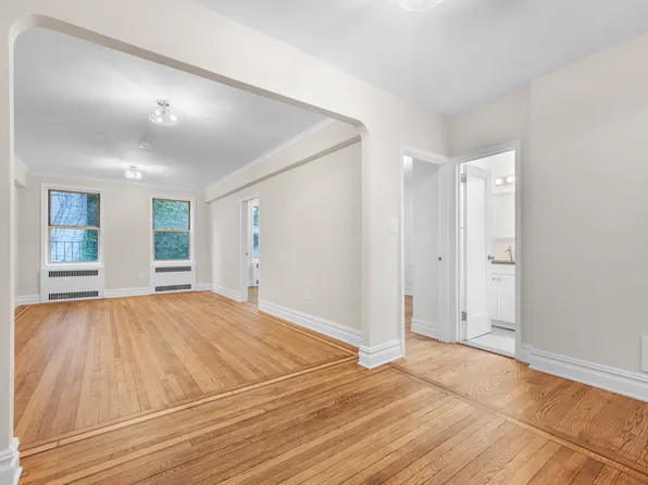 160 East Third Street 2F image 3 of 28