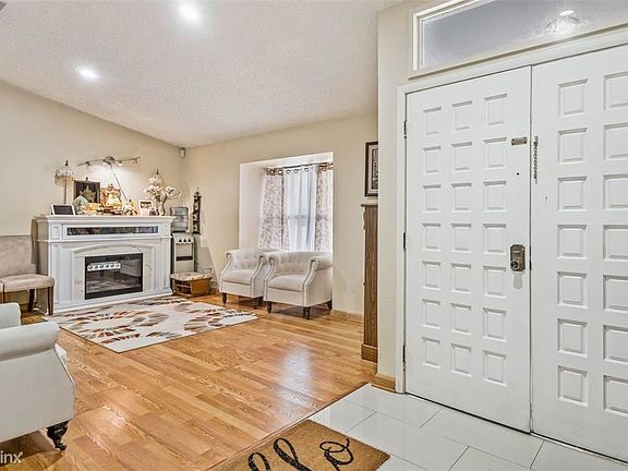 3rd image of 3701 Village Estates Pl