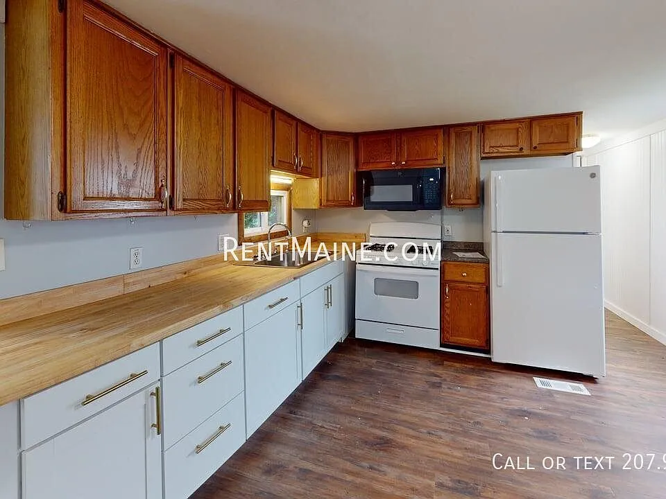 22 Morton Ave #1