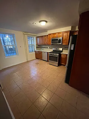 Rented by H.P. Greenfield Real Estate | media 17