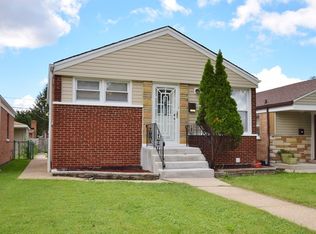 7716 S Sawyer Ave, Chicago, IL 60652