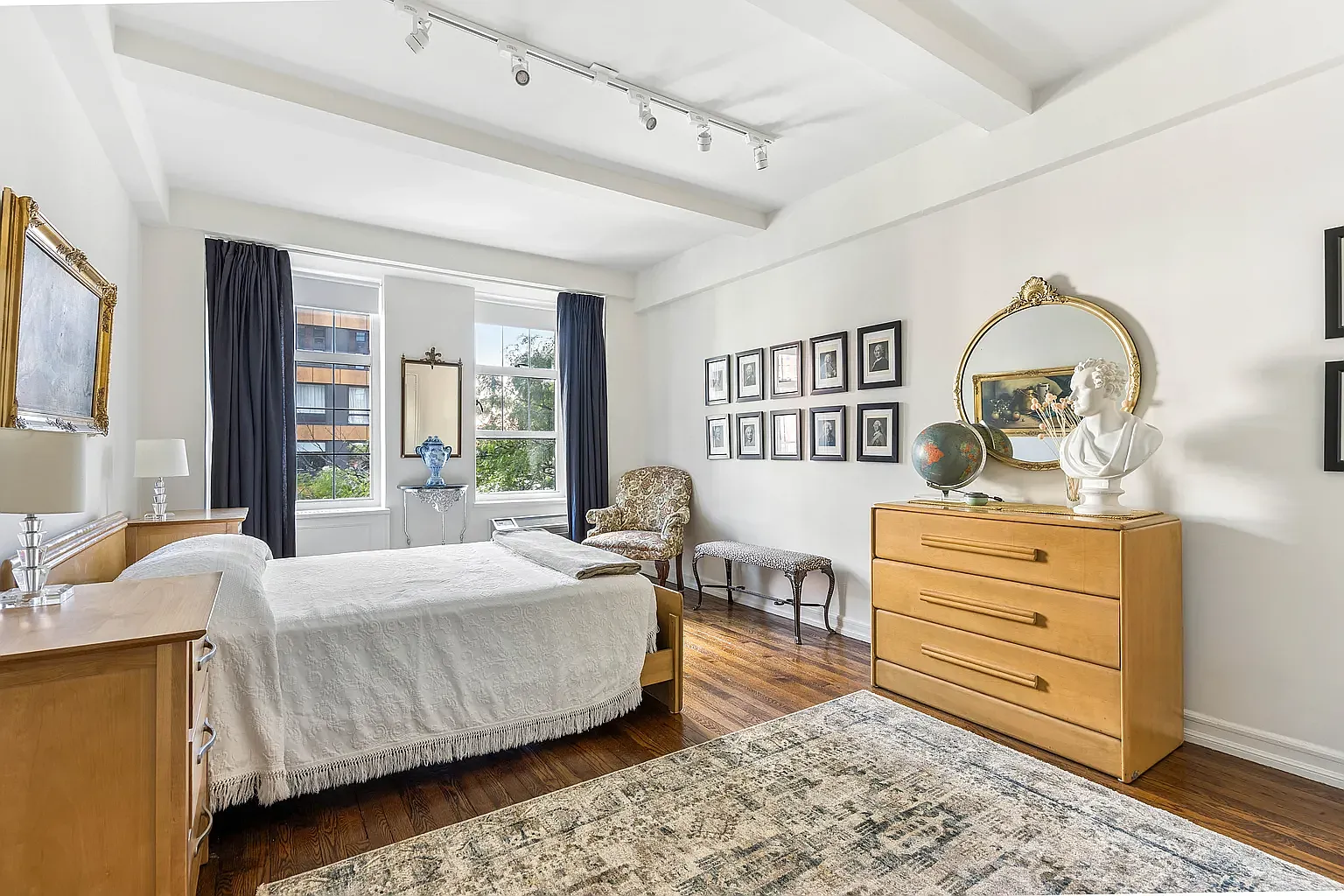 470 West 24th Street — Photo 4