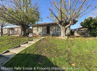 1911 Carrere St, Bakersfield, CA 93308