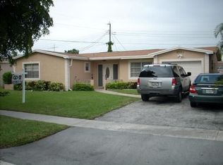 3951 NW 32nd Ave, Lauderdale Lakes, FL 33309