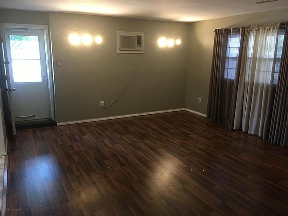 5th image of 4678 Hylan Blvd #1