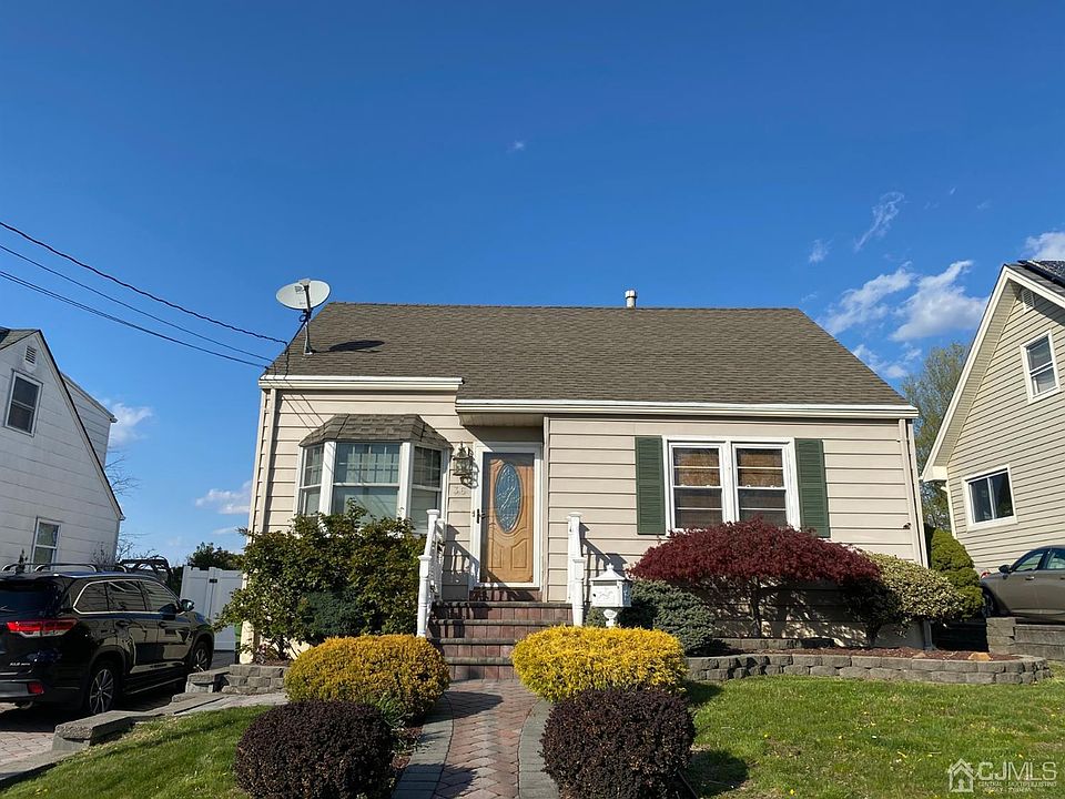 2nd image of 36 Hillside Ave