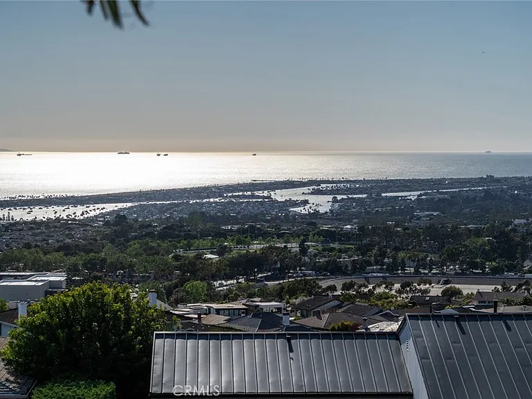 49 Cambria Dr — Photo 54