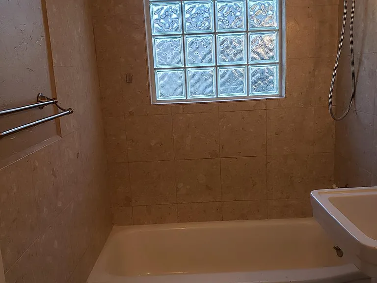 2215 Somerset Dr — Photo 20