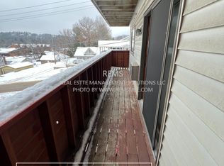 1045 Oak St, Wisconsin Dells, WI 53965