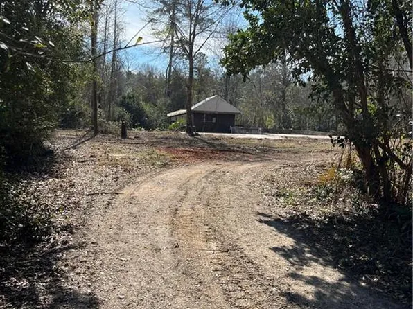 17806 Lane Rd, Bogalusa, LA 70427