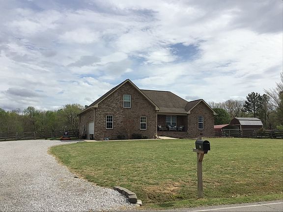 4th image of 8960 New Chapel Rd