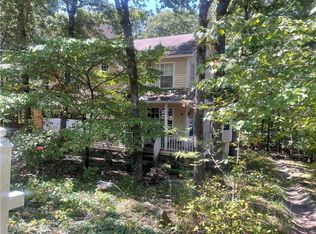 3127 N Tartan Way, Fayetteville, AR 72703