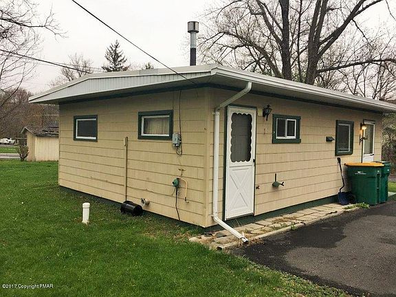 2nd image of 102108 Smiley Ln