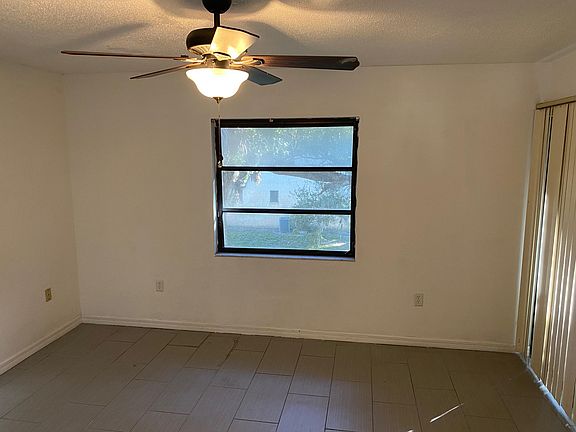 4th image of 851 Mecca Dr APT C