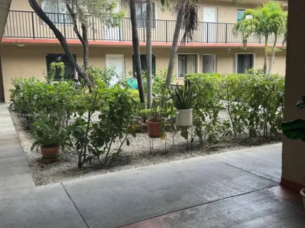 6215 W 22nd Ct APT 16