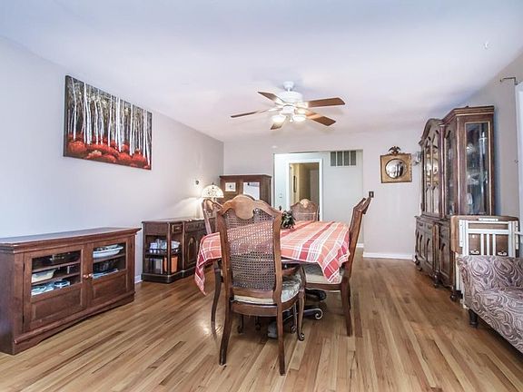 4th image of 6506 Hollins Way