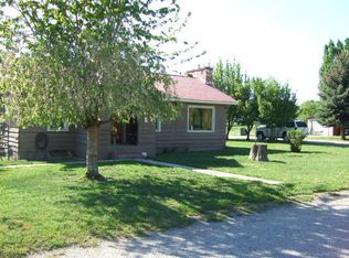 707 N 3rd St W, Chewelah, WA 99109