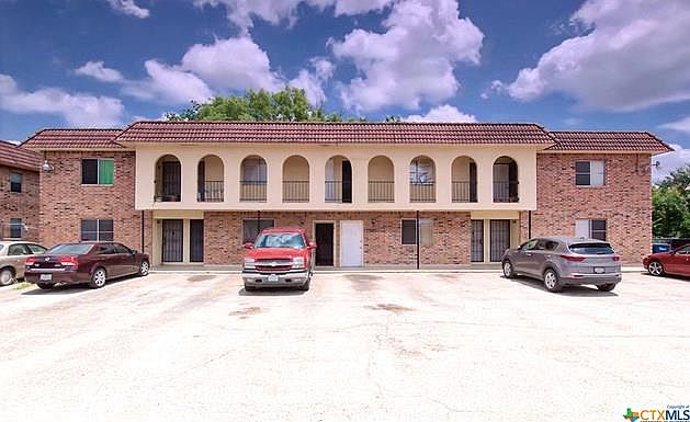 1st image of 1085 Linde St