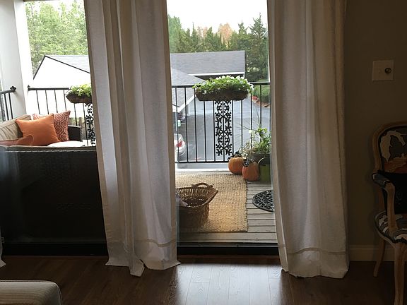 5th image of 1278 Parkway Gardens Ct APT 226-G