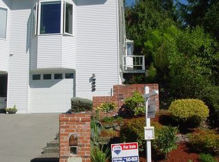 6505 SW Canyon Ct, Portland, OR 97225