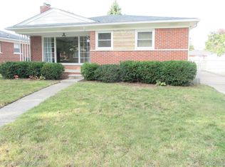 13469 Garfield, Redford, MI 48239